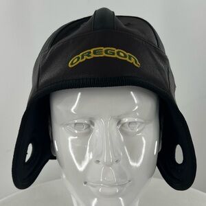 T.E.I. Oregon State Ducks Helmut Hat